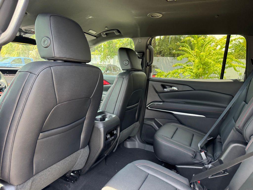 new 2026 Chevrolet Traverse car, priced at $50,795