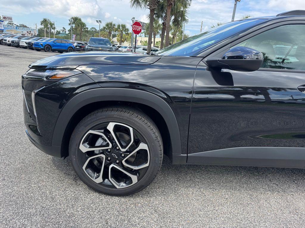 new 2025 Chevrolet Trax car, priced at $27,585