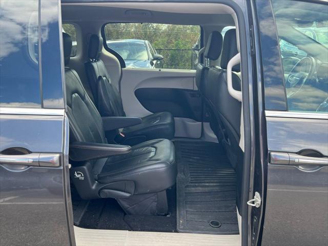 used 2019 Chrysler Pacifica car, priced at $17,475