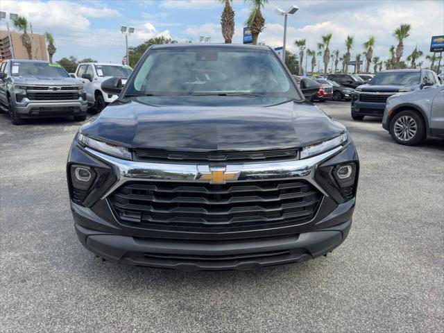 new 2025 Chevrolet TrailBlazer car, priced at $27,325