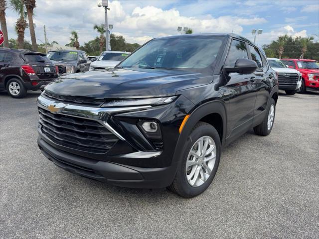 new 2025 Chevrolet TrailBlazer car, priced at $27,325