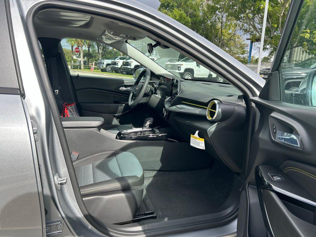 new 2026 Chevrolet Trax car, priced at $25,515