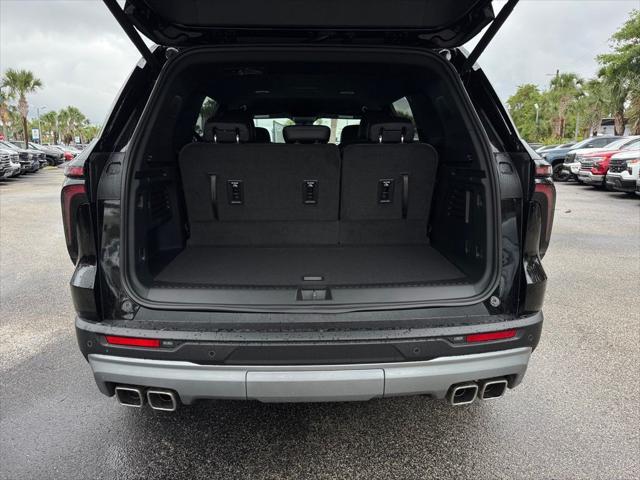 new 2025 Chevrolet Traverse car, priced at $43,195