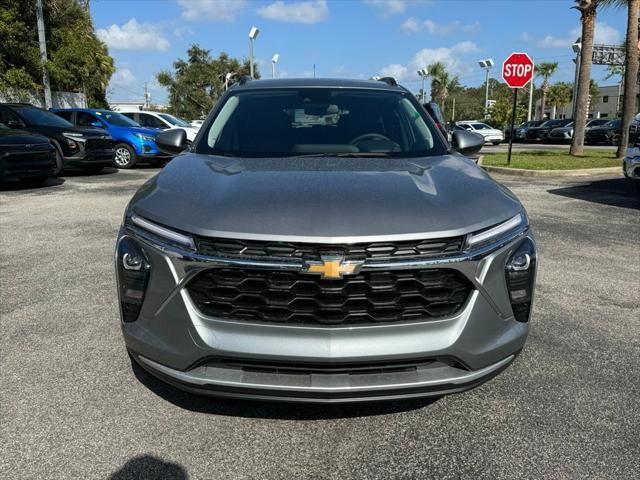 new 2025 Chevrolet Trax car, priced at $23,595