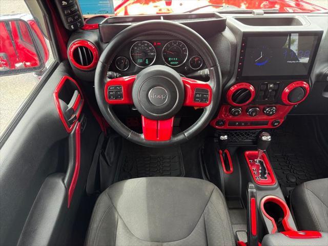 used 2015 Jeep Wrangler Unlimited car, priced at $17,799