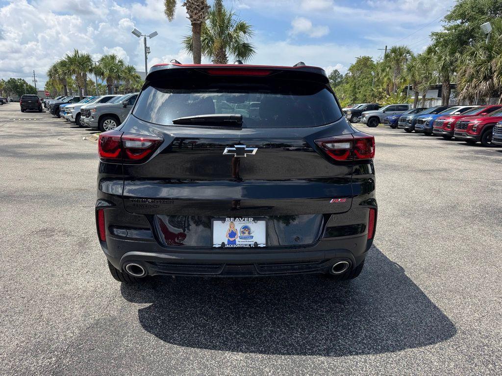 new 2025 Chevrolet TrailBlazer car, priced at $32,330