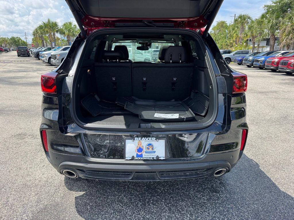 new 2025 Chevrolet TrailBlazer car, priced at $32,330