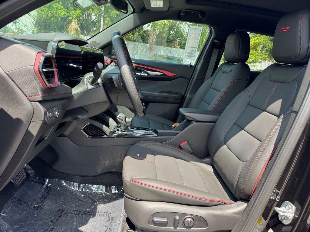 new 2025 Chevrolet TrailBlazer car, priced at $32,330