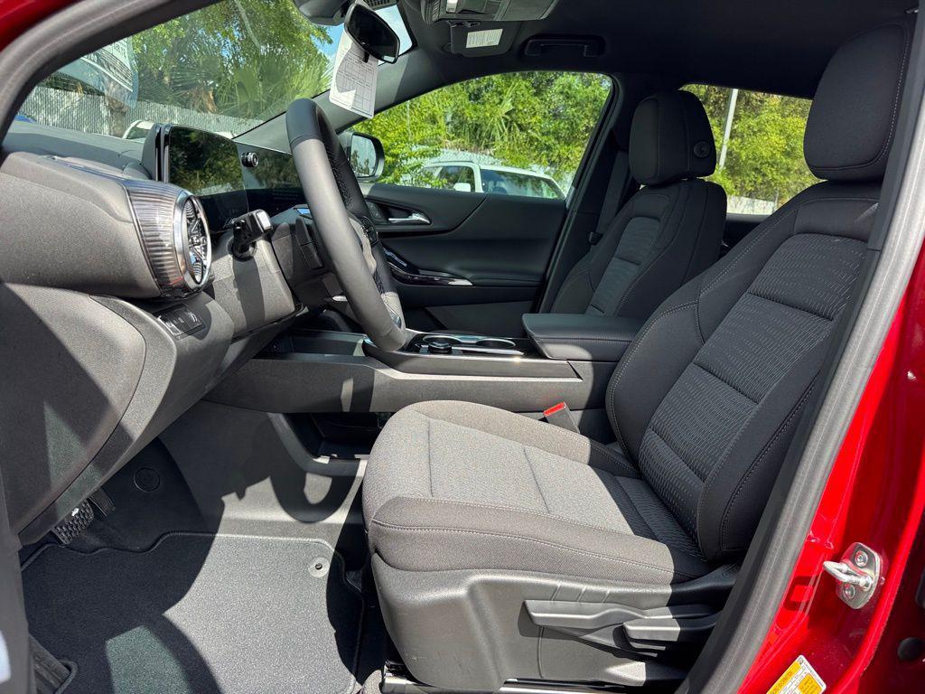 new 2026 Chevrolet Equinox car, priced at $31,635