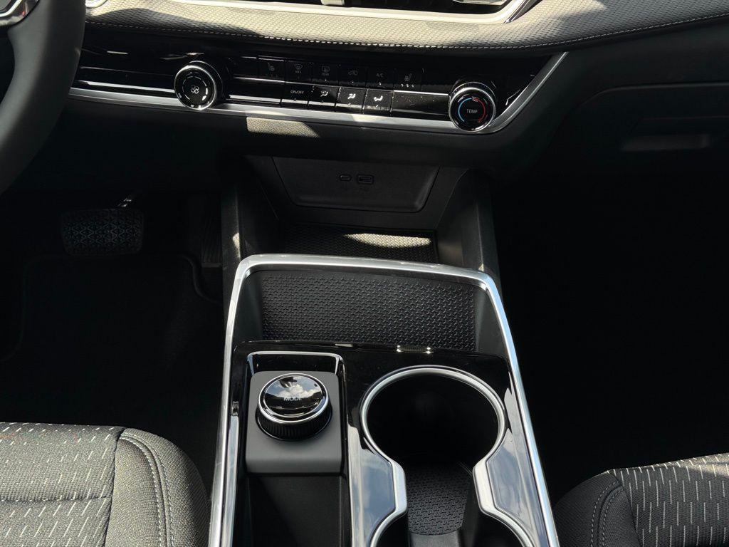 new 2026 Chevrolet Equinox car, priced at $31,635