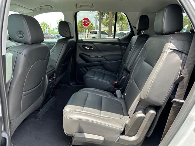 used 2021 Chevrolet Traverse car, priced at $22,231
