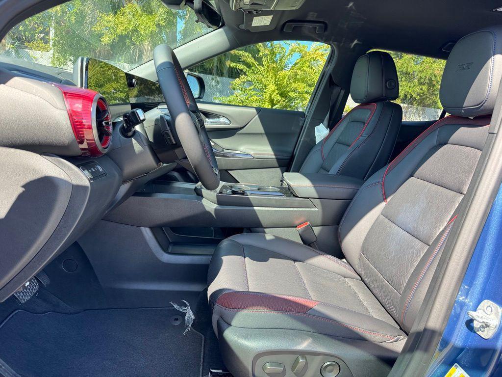 new 2026 Chevrolet Equinox car, priced at $37,290