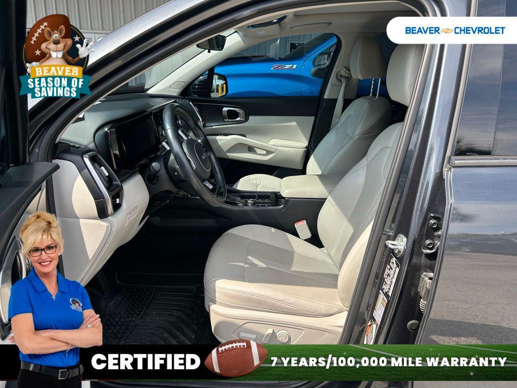 used 2022 Kia Sorento car, priced at $26,542