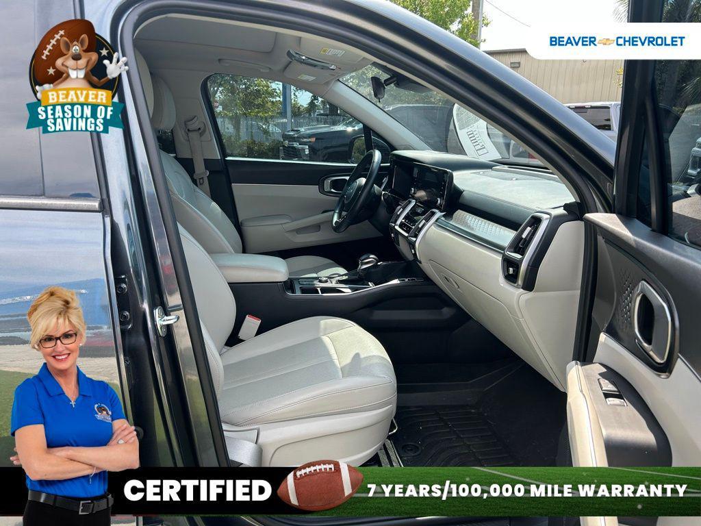 used 2022 Kia Sorento car, priced at $26,542