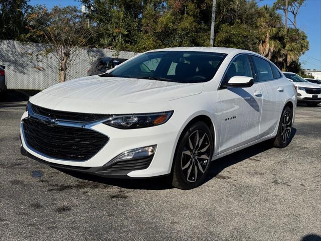 new 2025 Chevrolet Malibu car, priced at $27,995