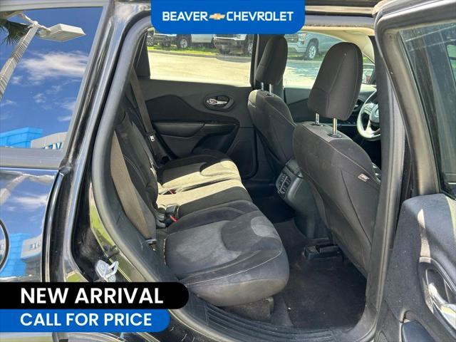 used 2016 Jeep Cherokee car