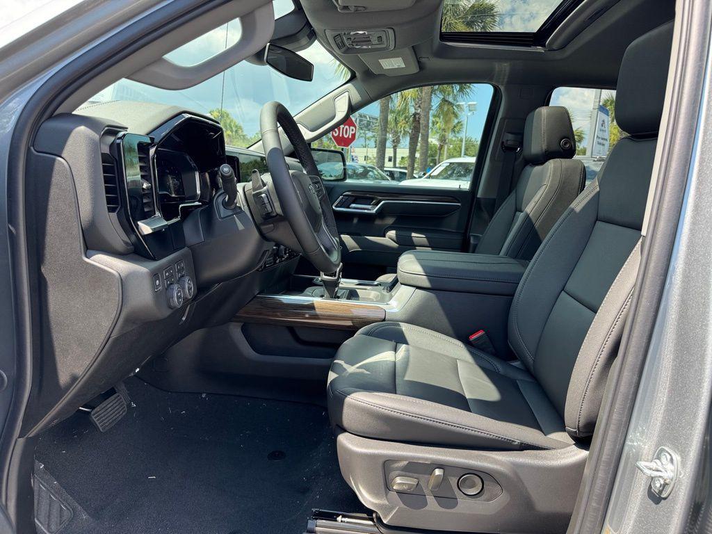 new 2025 Chevrolet Silverado 1500 car, priced at $69,495