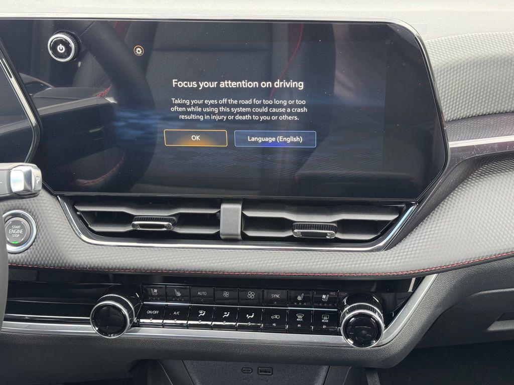 new 2026 Chevrolet Equinox car, priced at $38,335