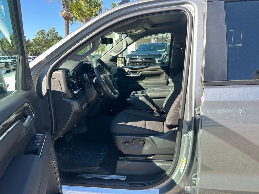 new 2026 Chevrolet Silverado 1500 car, priced at $60,835
