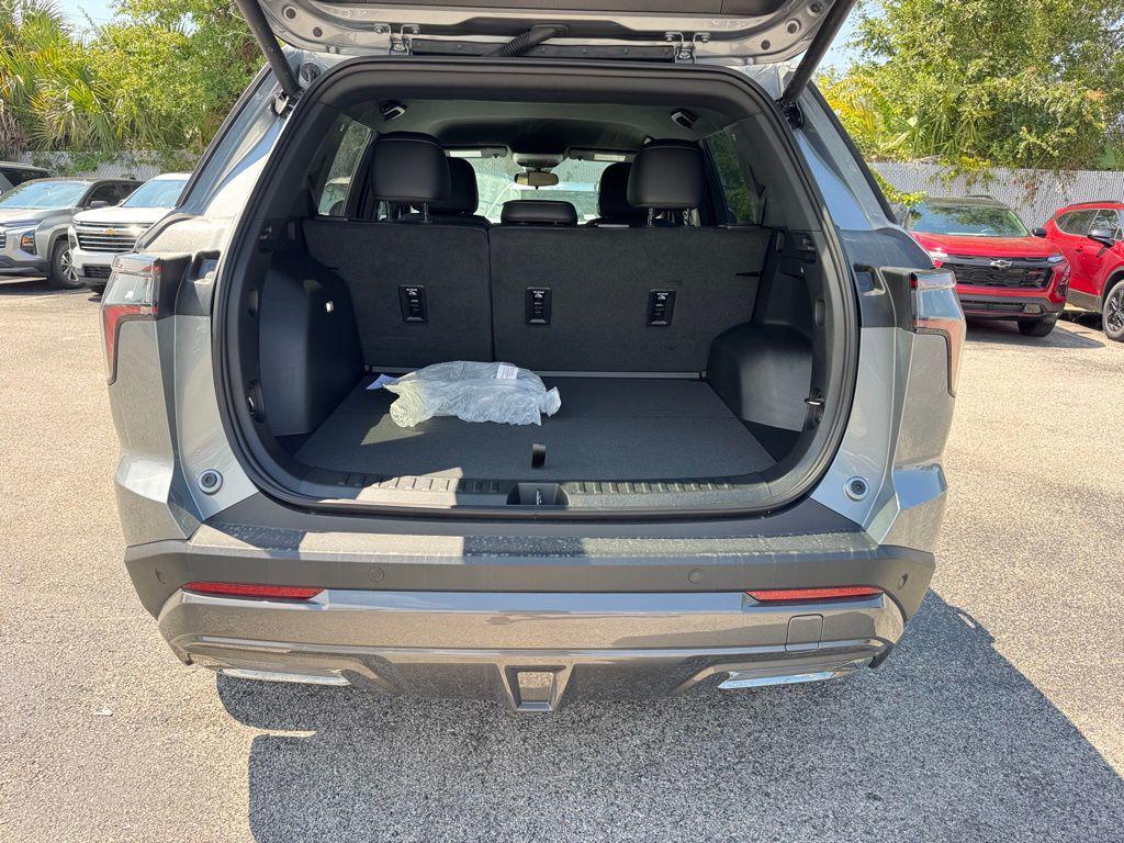 new 2026 Chevrolet Equinox car, priced at $36,395