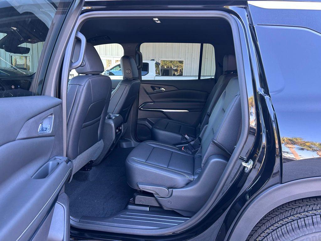 new 2026 Chevrolet Traverse car, priced at $45,740