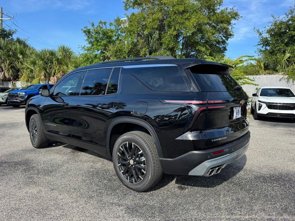 new 2026 Chevrolet Traverse car, priced at $45,195