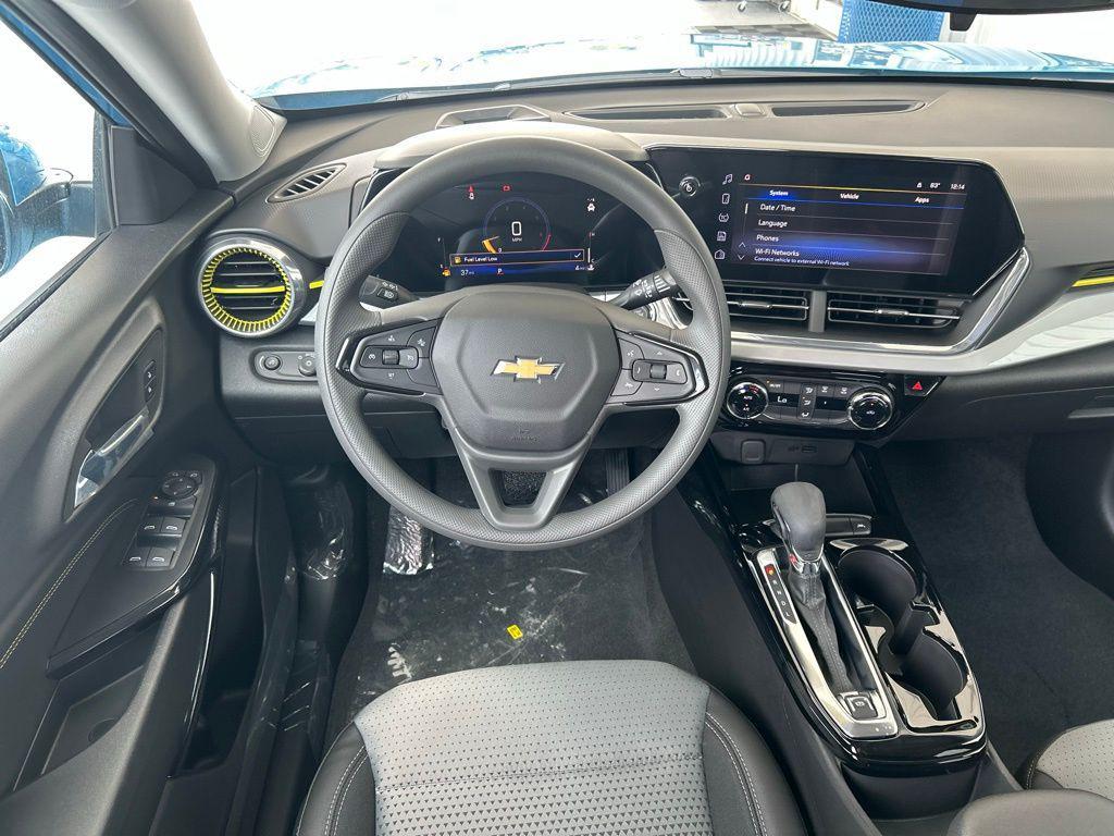 new 2026 Chevrolet Trax car, priced at $25,015