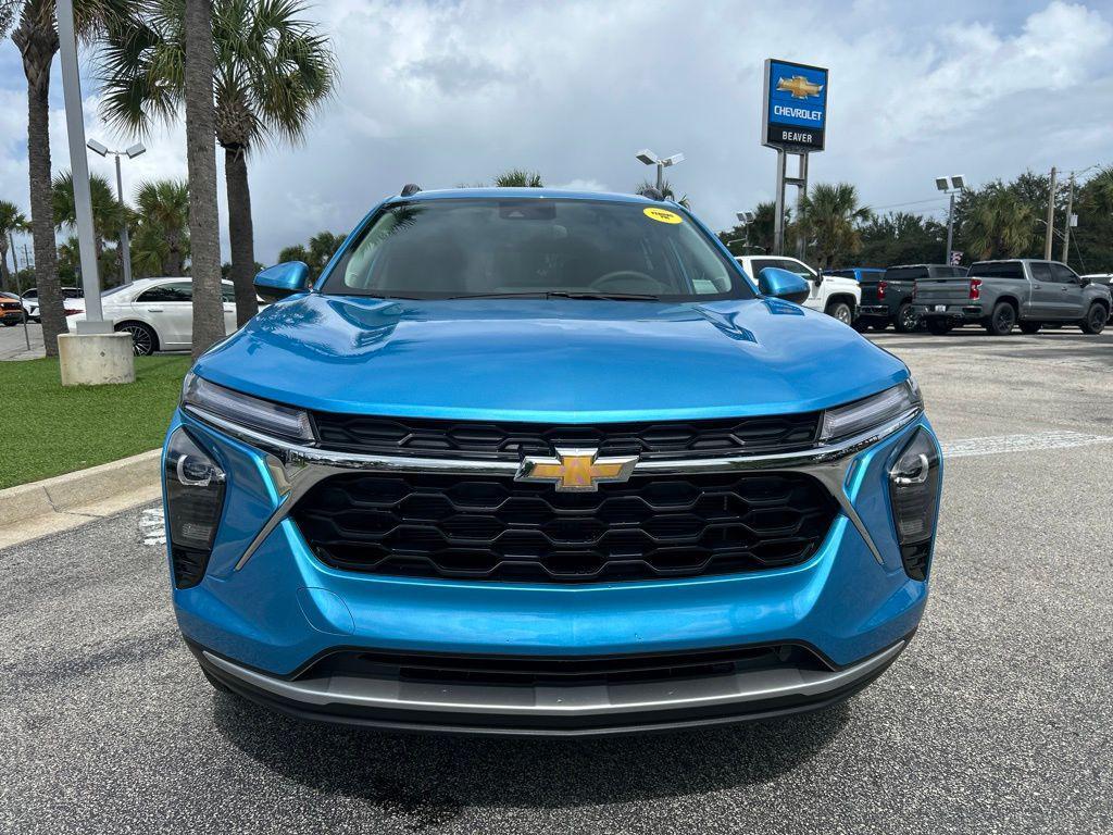new 2026 Chevrolet Trax car, priced at $25,015