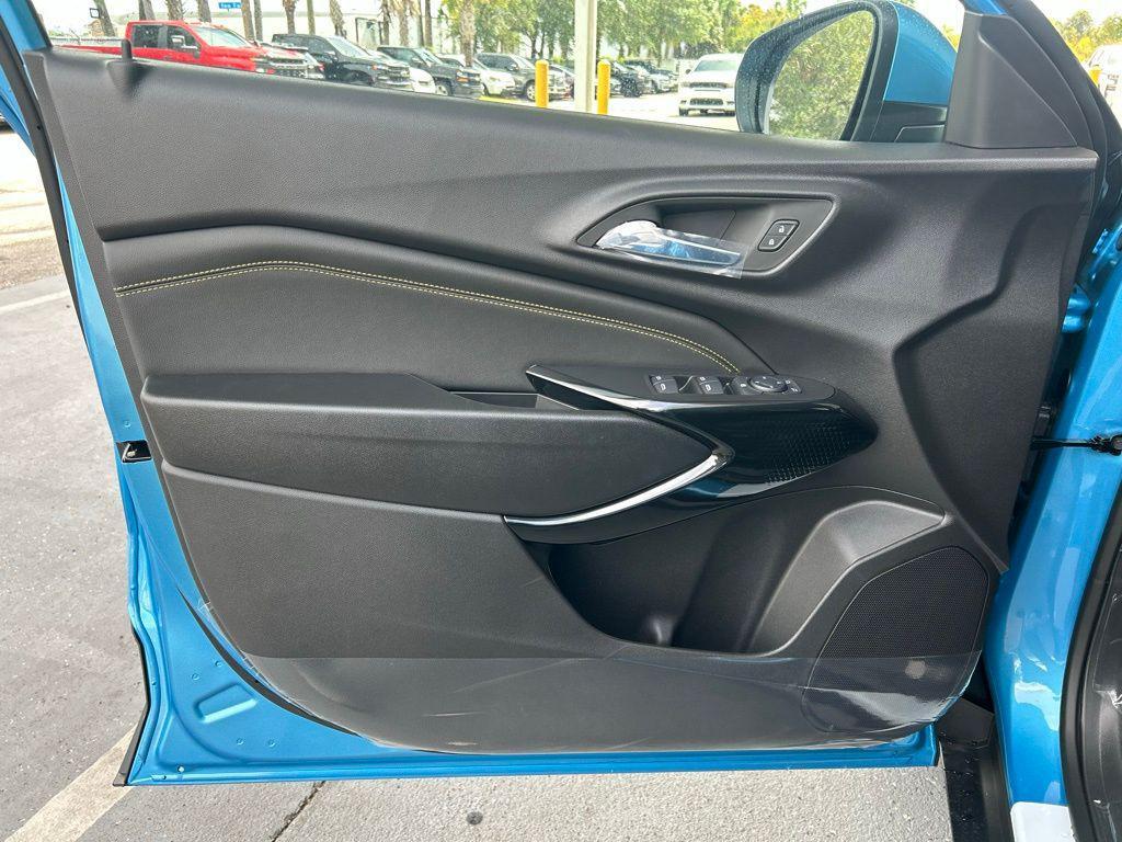 new 2026 Chevrolet Trax car, priced at $25,015