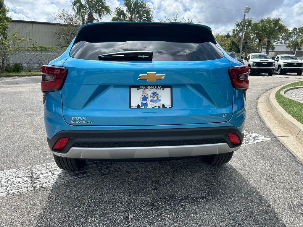 new 2026 Chevrolet Trax car, priced at $25,015