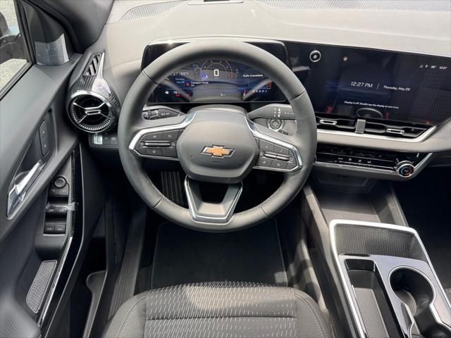 new 2025 Chevrolet Equinox car, priced at $29,995