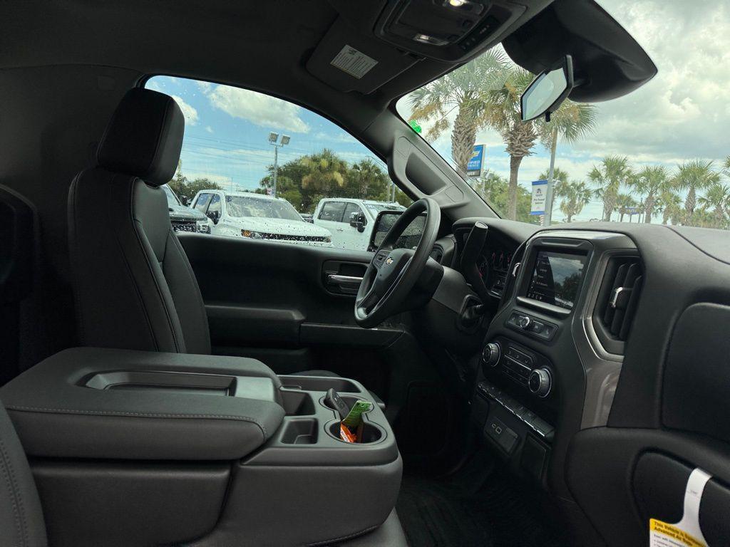 new 2025 Chevrolet Silverado 1500 car, priced at $41,385