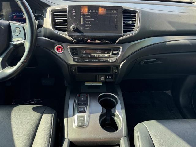 used 2021 Honda Pilot car, priced at $22,766