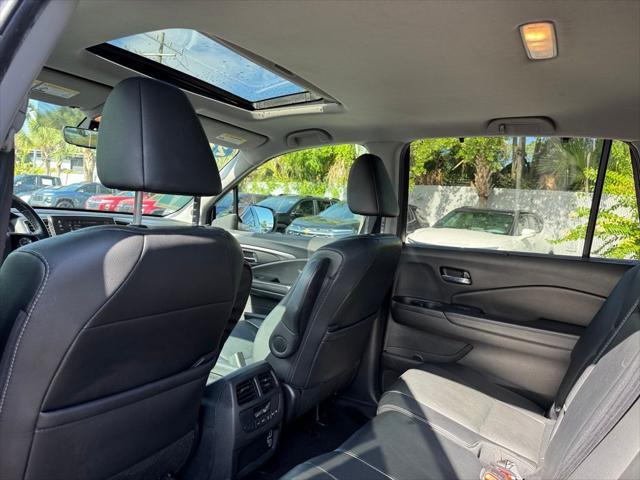 used 2021 Honda Pilot car, priced at $22,766