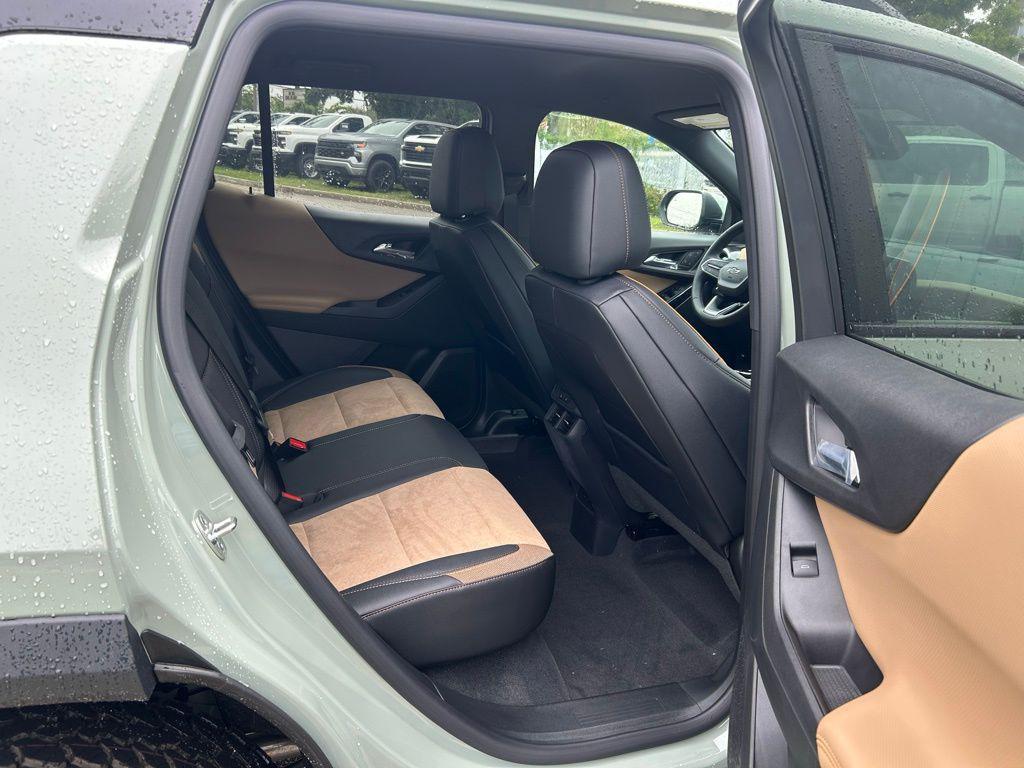 new 2026 Chevrolet Equinox car, priced at $37,290