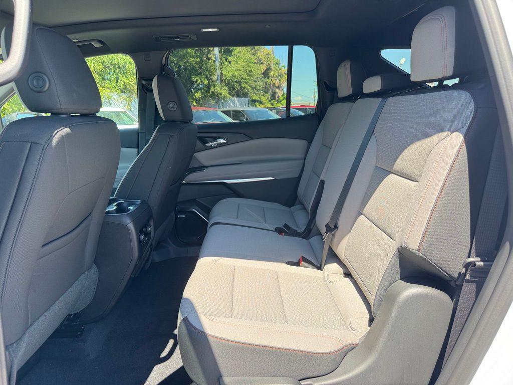 new 2026 Chevrolet Traverse car, priced at $51,350