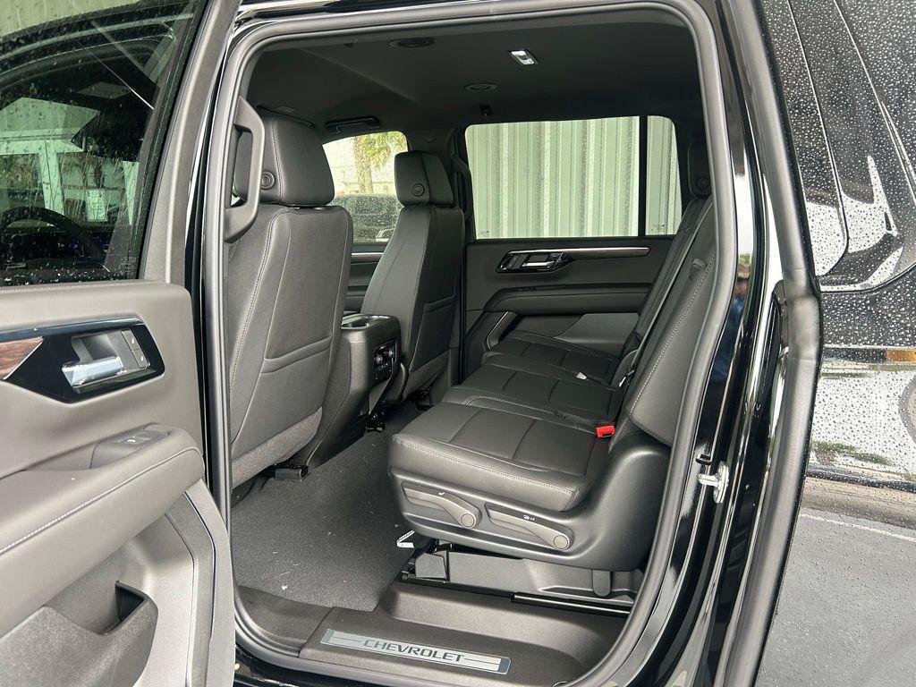 new 2026 Chevrolet Suburban car, priced at $75,995