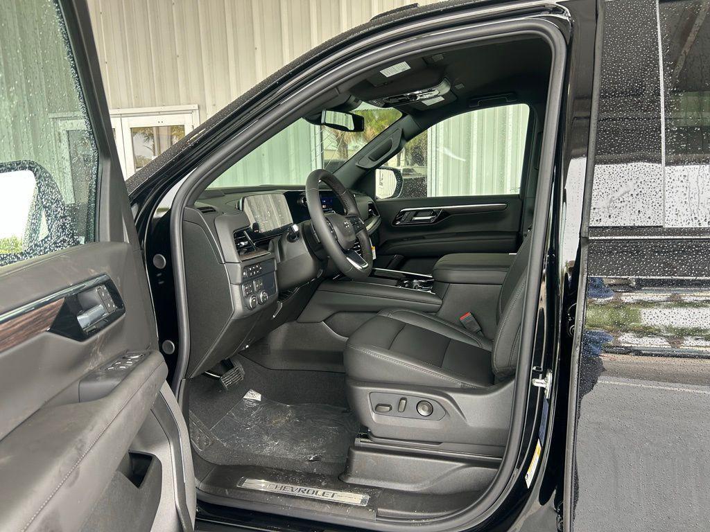 new 2026 Chevrolet Suburban car, priced at $75,995