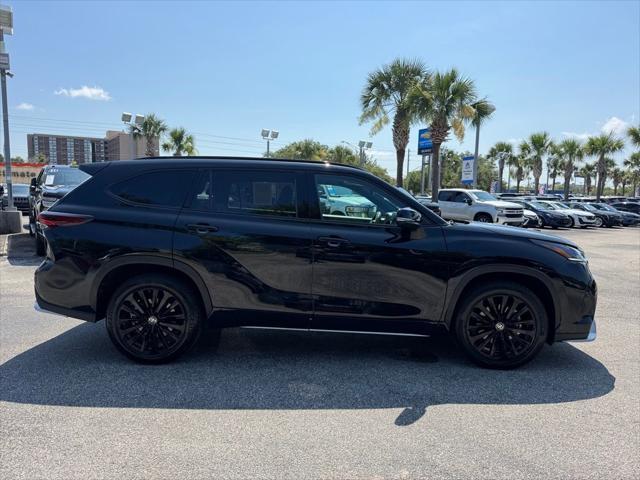 used 2024 Toyota Highlander car, priced at $45,841