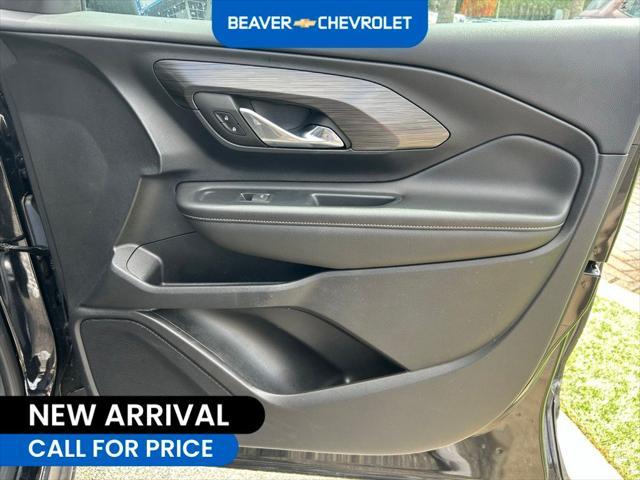 used 2023 GMC Terrain car, priced at $24,860