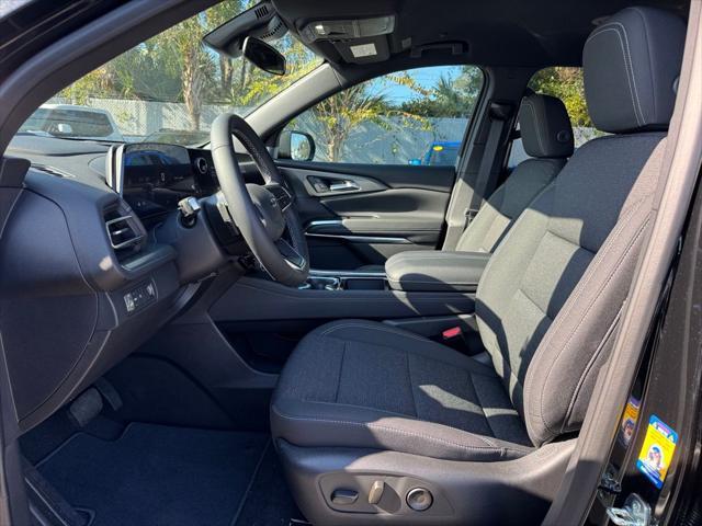 new 2025 Chevrolet Traverse car, priced at $44,280