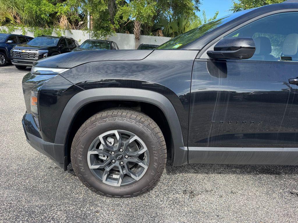 new 2025 Chevrolet Equinox car, priced at $37,430