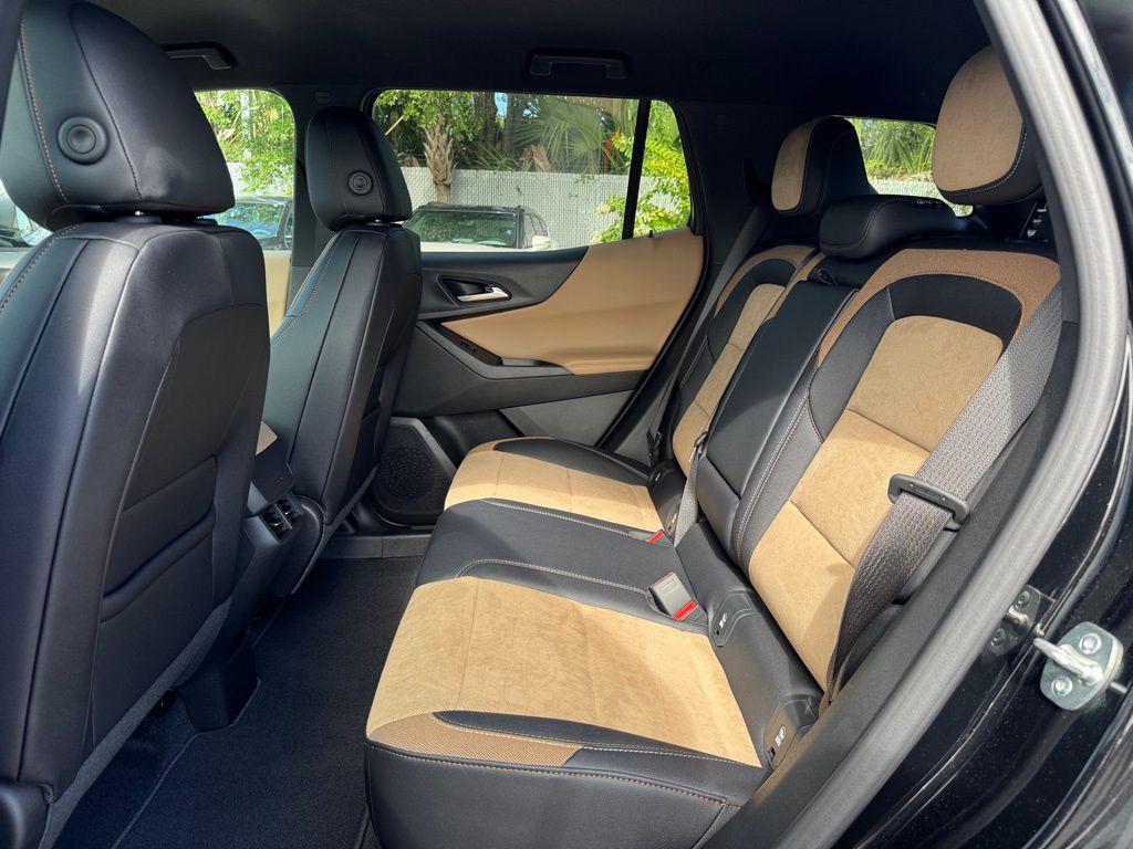 new 2025 Chevrolet Equinox car, priced at $37,430