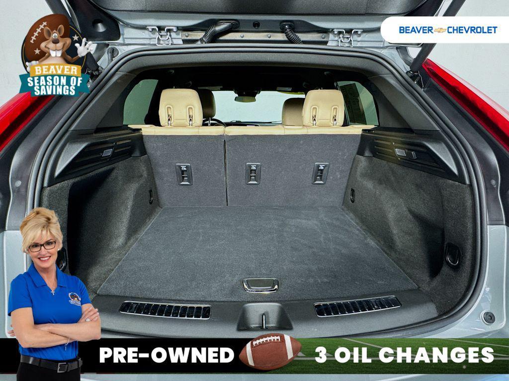 used 2025 Cadillac XT4 car, priced at $39,467