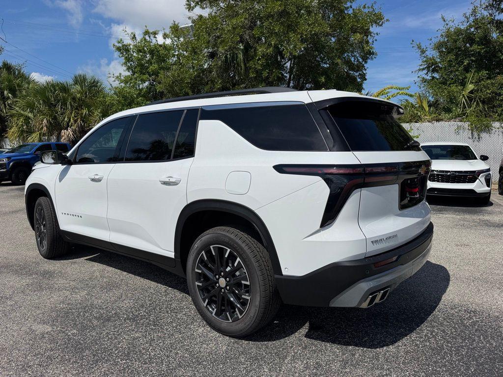 new 2026 Chevrolet Traverse car, priced at $50,355