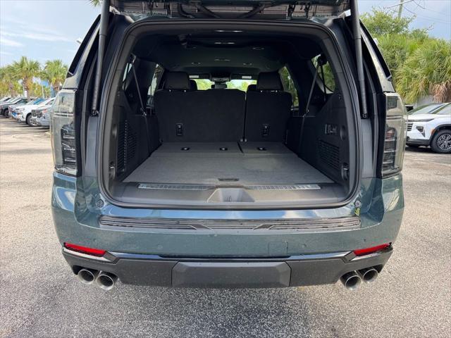 new 2025 Chevrolet Suburban car, priced at $77,315