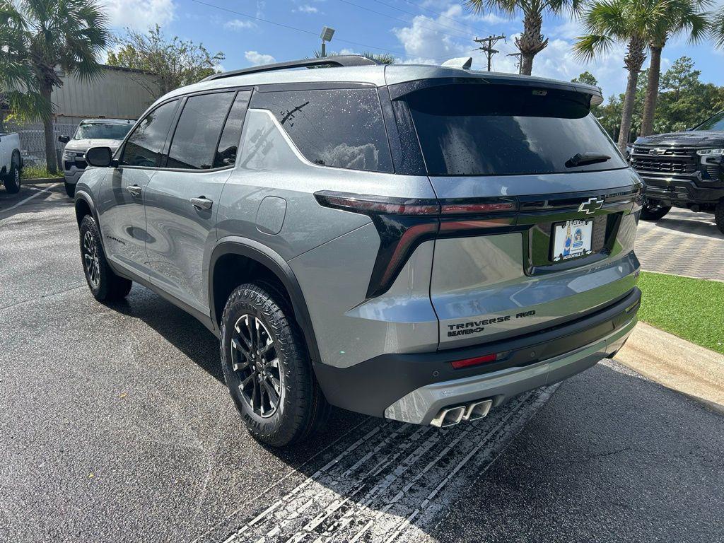 new 2026 Chevrolet Traverse car, priced at $52,020