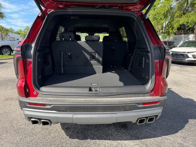 new 2025 Chevrolet Traverse car, priced at $43,884