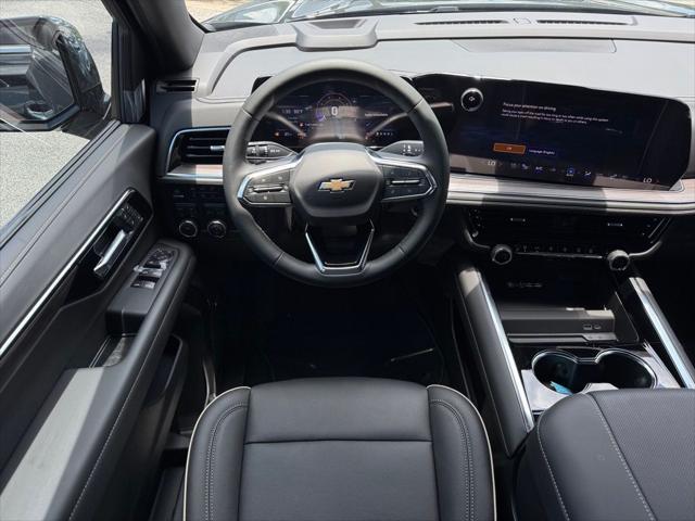 new 2025 Chevrolet Suburban car, priced at $81,795