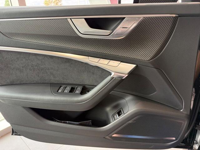 new 2026 Audi RS 6 Avant car, priced at $148,365